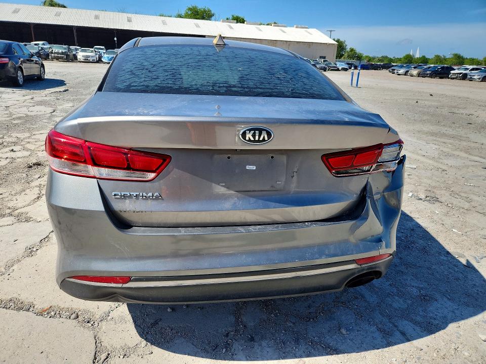 60035516 :رقم المزاد ، 5XXGT4L34HG137696 vin ، 2017 Kia Optima مزاد بيع