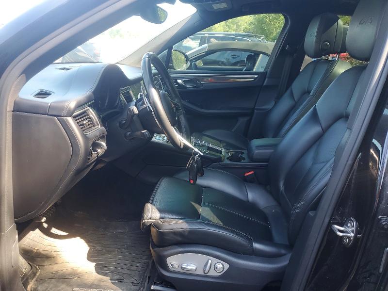62595646 :رقم المزاد ، WP1AG2A59JLB60107 vin ، 2018 Porsche Macan مزاد بيع