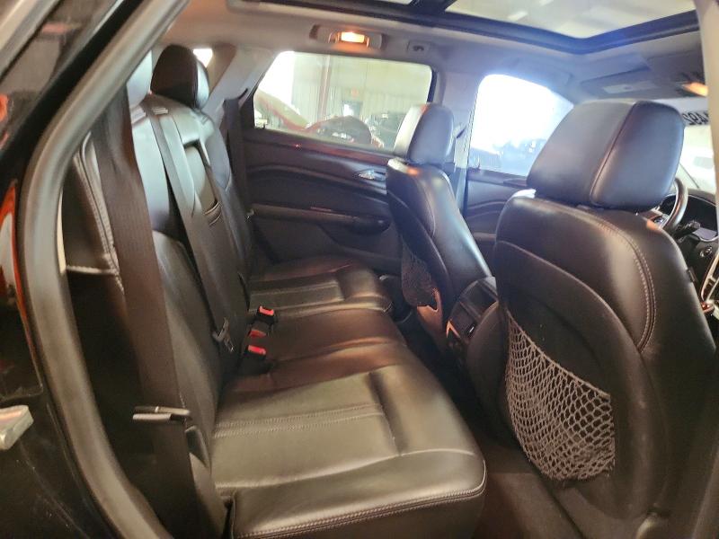 61492136 :رقم المزاد ، 3GYFNFE33FS584004 vin ، 2015 Cadillac Srx مزاد بيع