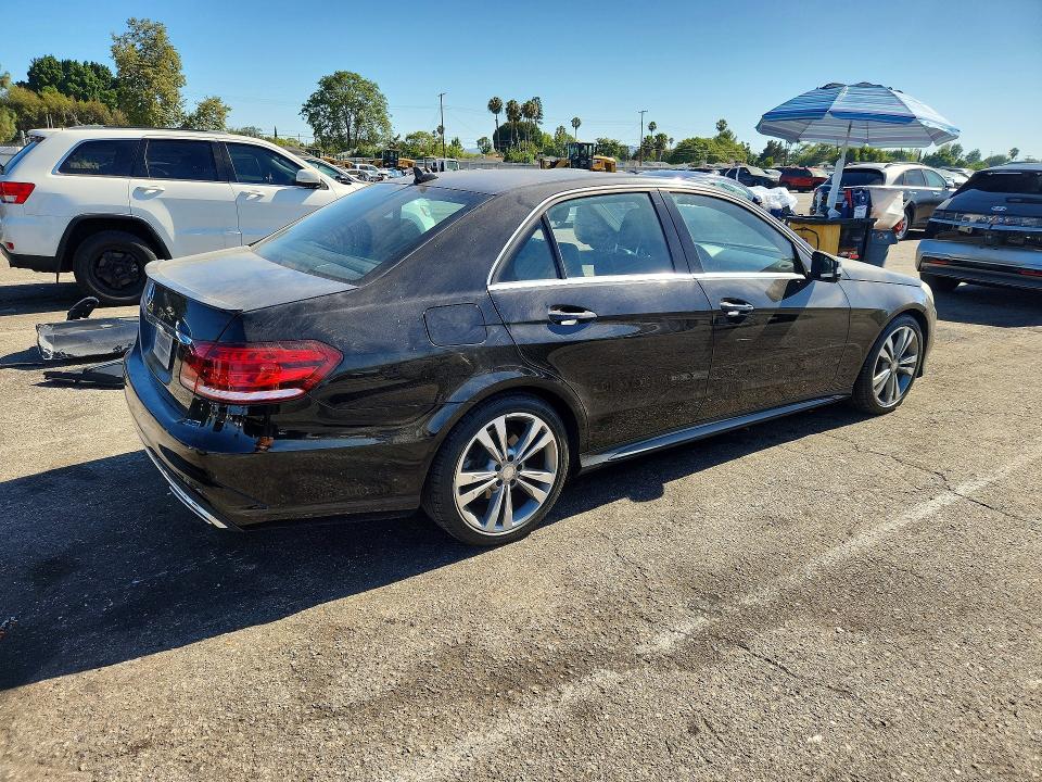 Продажа на аукционе авто 2016 Mercedes-benz E, vin: WDDHF5KB9GB200540, номер лота: 59722236