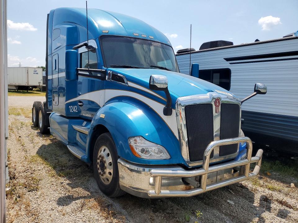 61019256 :رقم المزاد ، 1XKYD49X4GJ499439 vin ، 2016 Kenworth Construction مزاد بيع