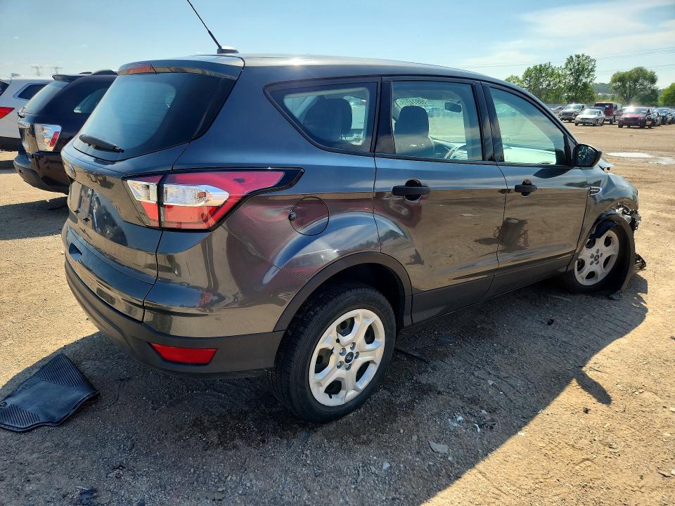 Продаж на аукціоні авто 2018 Ford Escape, vin: 1FMCU0F75JUC28510, номер лоту: 59974256