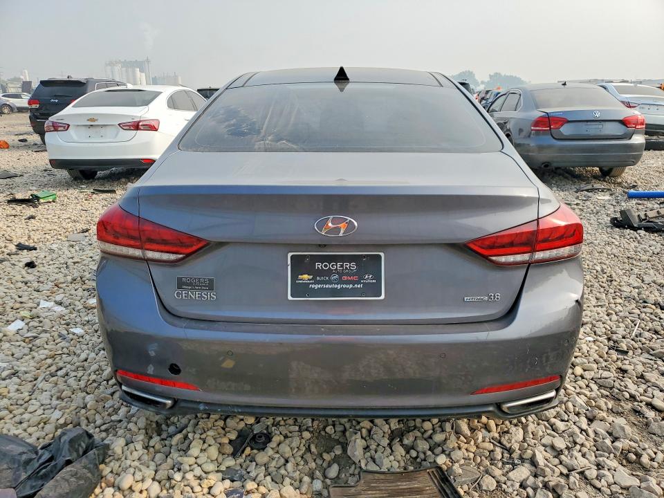 61605266 :رقم المزاد ، KMHGN4JE2FU102995 vin ، 2015 Hyundai Genesis مزاد بيع