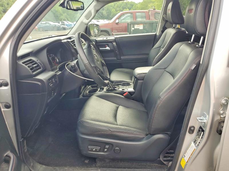 62326106 :رقم المزاد ، JTERU5JRXM5879520 vin ، 2021 Toyota 4runner مزاد بيع