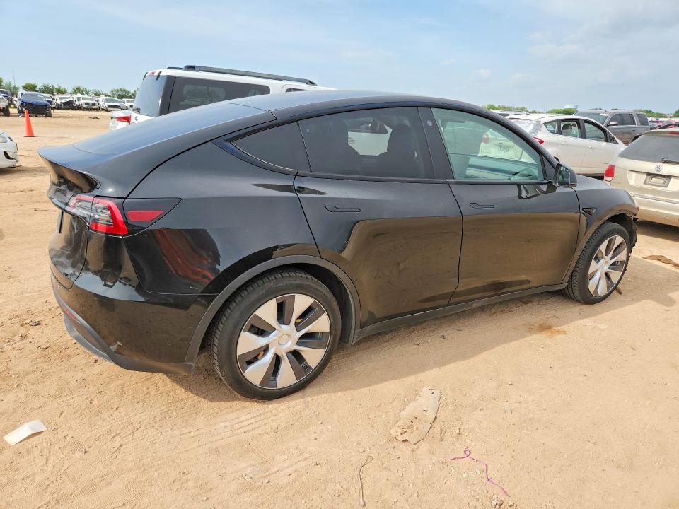 61533626 :رقم المزاد ، 5YJYGDED2MF107138 vin ، 2021 Tesla Model Y مزاد بيع