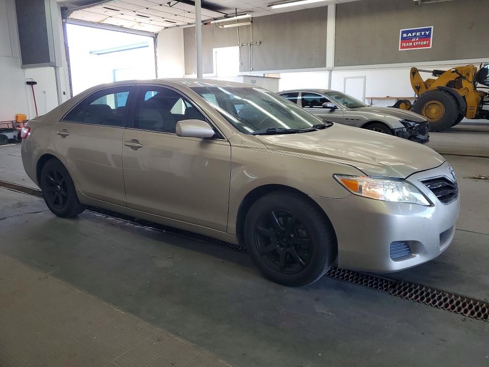 61011256 :رقم المزاد ، 4T4BE46K99R073465 vin ، 2009 Toyota Camry مزاد بيع