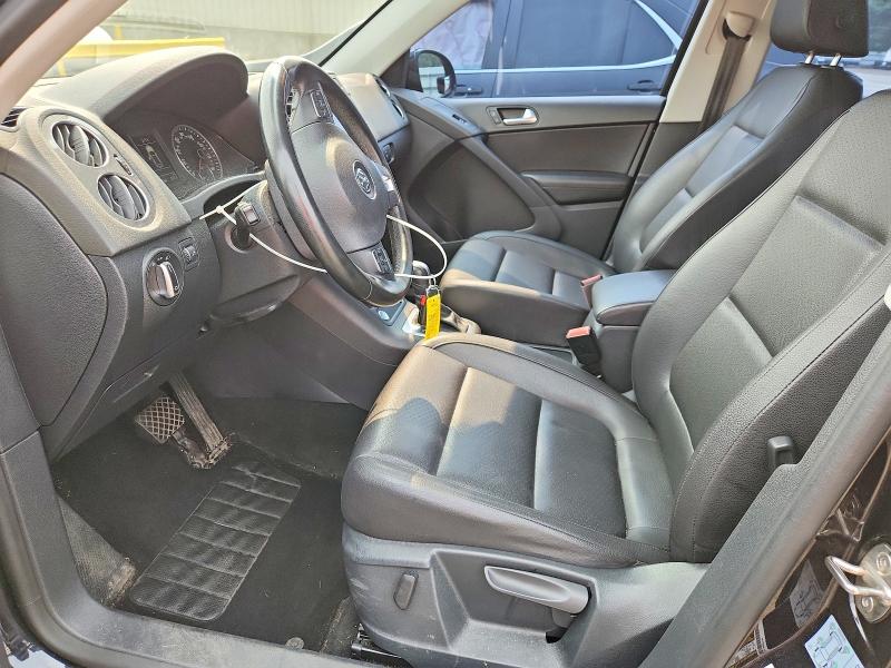 61591526 :رقم المزاد ، WVGAV7AXXHK023534 vin ، 2017 Volkswagen Tiguan مزاد بيع