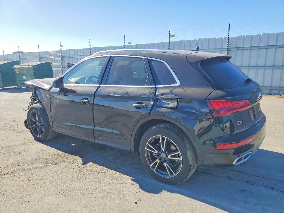 62810446 :رقم المزاد ، WA1F2AFY2L2061828 vin ، 2020 Audi Q5 E مزاد بيع