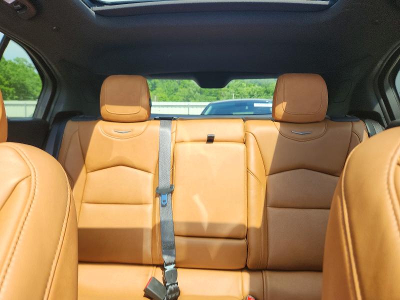 60486146 :رقم المزاد ، 1GYFZDR45LF052944 vin ، 2020 Cadillac Xt4 مزاد بيع