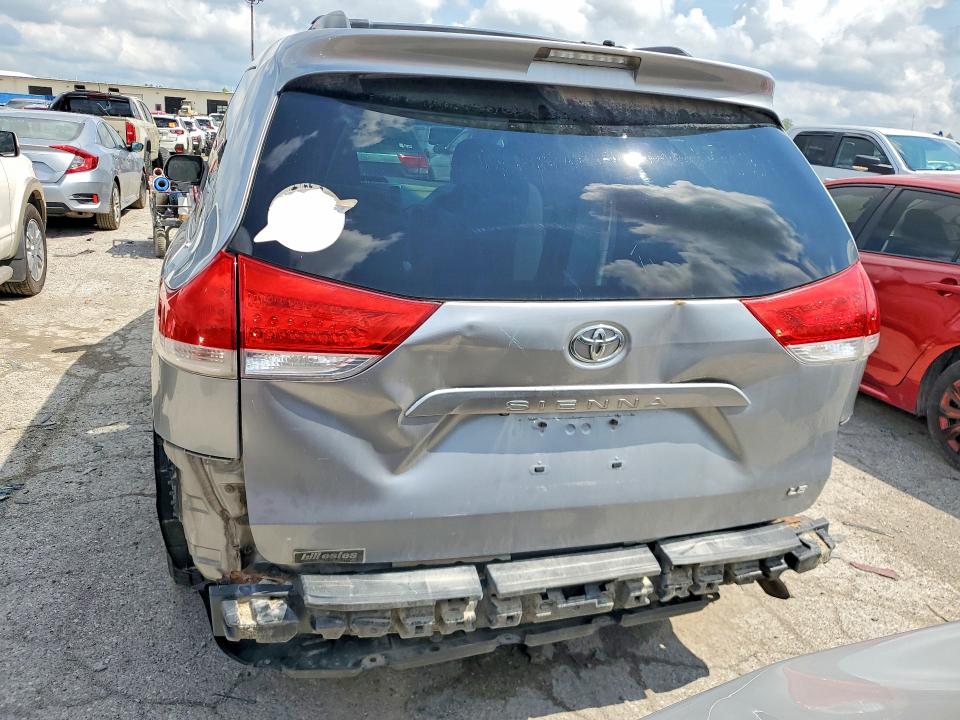 Продажа на аукционе авто 2012 Toyota Sienna, vin: 5TDKK3DC3CS244767, номер лота: 58692746