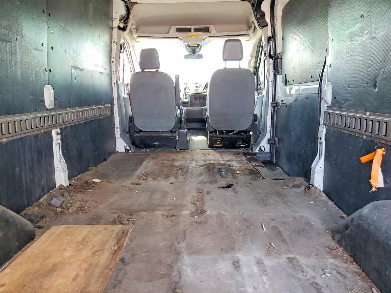 60655206 :رقم المزاد ، 1FTYE2CM9GKA15769 vin ، 2016 Ford Transit مزاد بيع