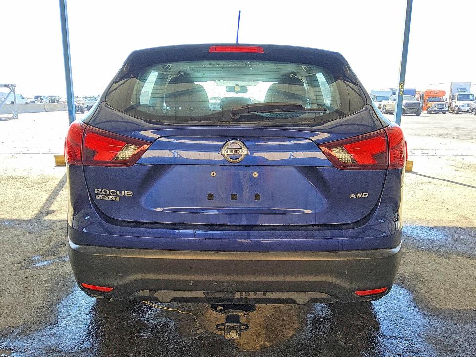 Продаж на аукціоні авто 2018 Nissan Rogue Sport, vin: JN1BJ1CR2JW263646, номер лоту: 59819466