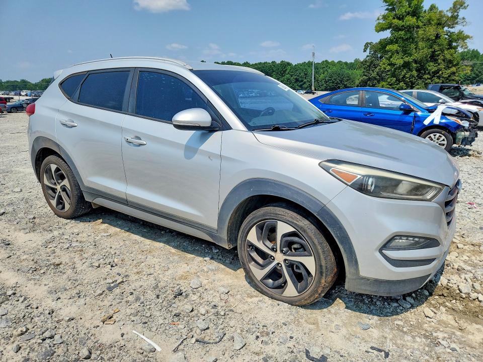 Aukcja sprzedaży 2017 Hyundai Tucson, vin: KM8J3CA25HU311078, numer aukcji: 62596246
