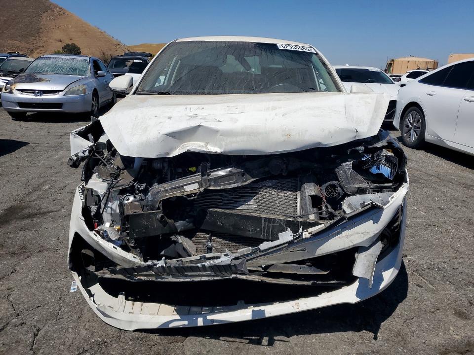 62950866 :رقم المزاد ، 3KPA24AD1NE462850 vin ، 2022 Kia Rio مزاد بيع