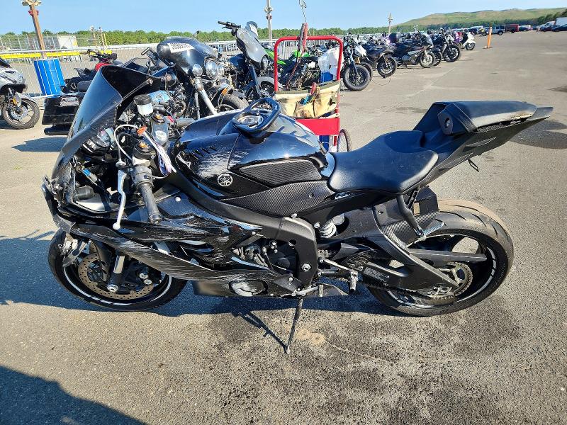 60942656 :رقم المزاد ، JYARJ28E1LA007534 vin ، 2020 Yamaha Yzf-r6 مزاد بيع