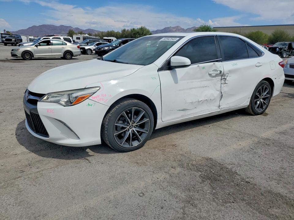 2015 Toyota Camry მანქანა იყიდება აუქციონზე, vin: 4T1BF1FK4FU030220, აუქციონის ნომერი: 60942646