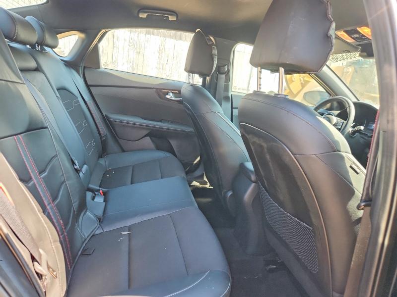 59865096 :رقم المزاد ، 3KPF54AD7PE674782 vin ، 2023 Kia Forte مزاد بيع