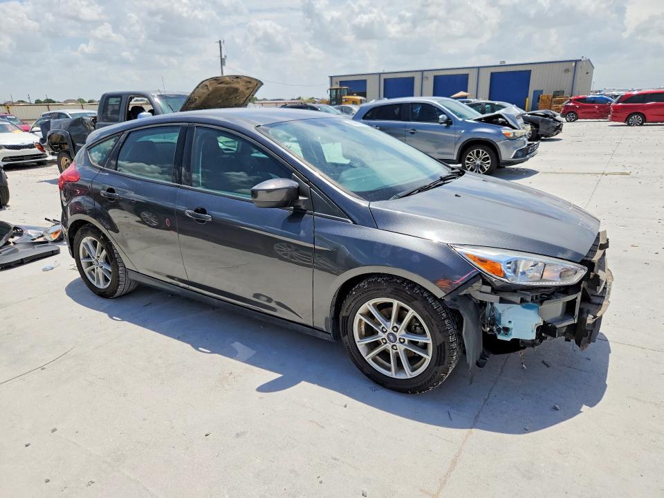 60899556 :رقم المزاد ، 1FADP3K24JL282534 vin ، 2018 Ford Focus مزاد بيع
