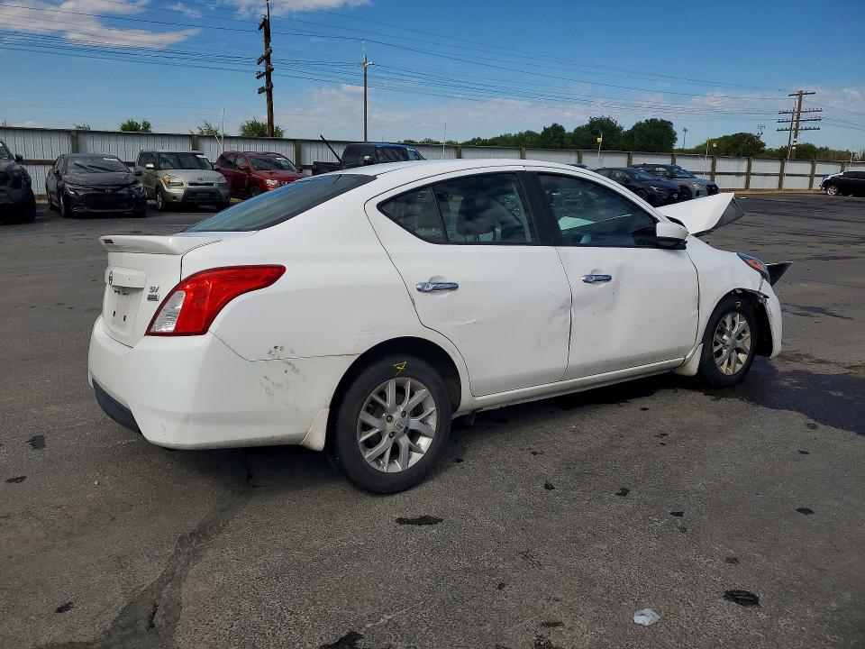 Продажа на аукционе авто 2018 Nissan Versa, vin: 3N1CN7AP7JL822675, номер лота: 59233976