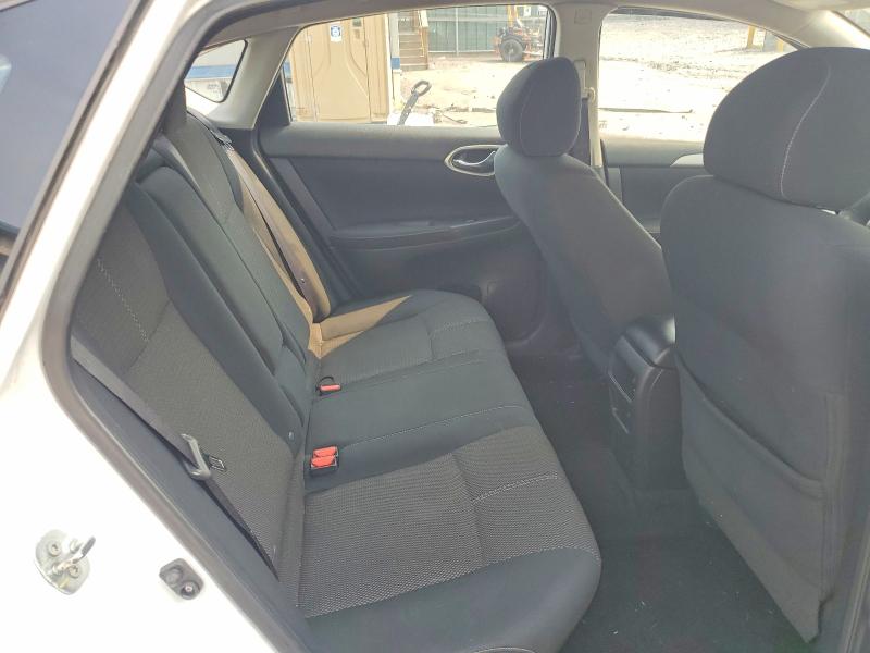 2015 Nissan Sentra მანქანა იყიდება აუქციონზე, vin: 3N1AB7AP7FY248024, აუქციონის ნომერი: 61150976