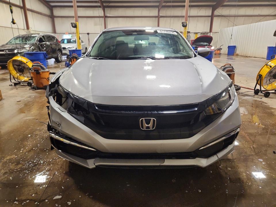 2020 Honda Civic მანქანა იყიდება აუქციონზე, vin: 2HGFC2F61LH513946, აუქციონის ნომერი: 61746236