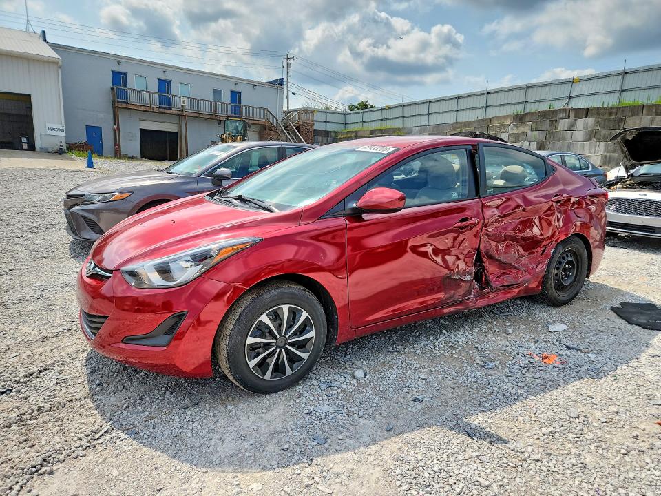 62933206 :رقم المزاد ، 5NPDH4AE5GH746890 vin ، 2016 Hyundai Elantra مزاد بيع