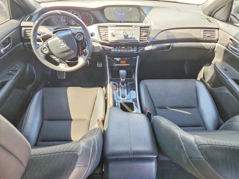 Aukcja sprzedaży 2017 Honda Accord, vin: 1HGCR2F5XHA049795, numer aukcji: 61960926