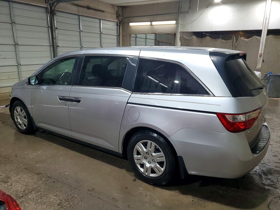 63161026 :رقم المزاد ، 5FNRL5H29BB090951 vin ، 2011 Honda Odyssey مزاد بيع