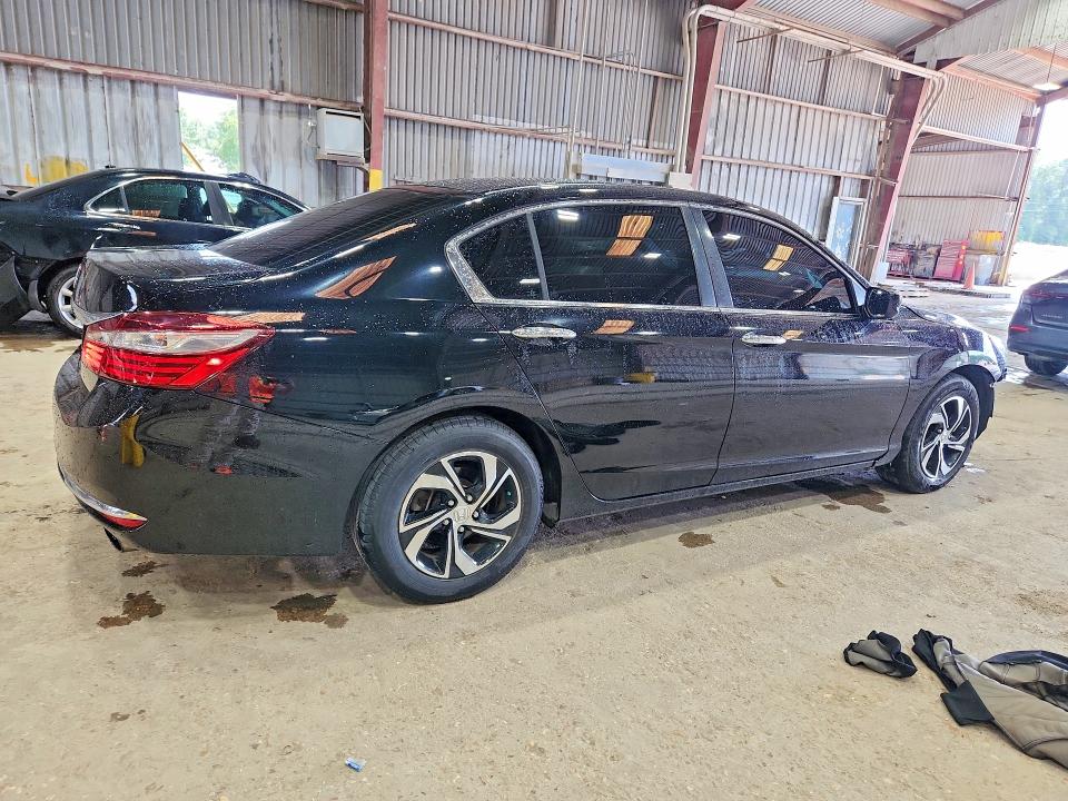 60242276 :رقم المزاد ، 1HGCR2F31HA260561 vin ، 2017 Honda Accord مزاد بيع