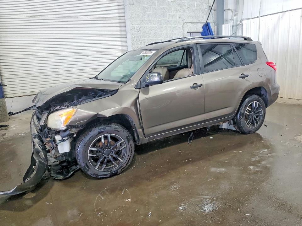 2010 Toyota Rav4 მანქანა იყიდება აუქციონზე, vin: JTMBF4DV7AD037173, აუქციონის ნომერი: 62955396