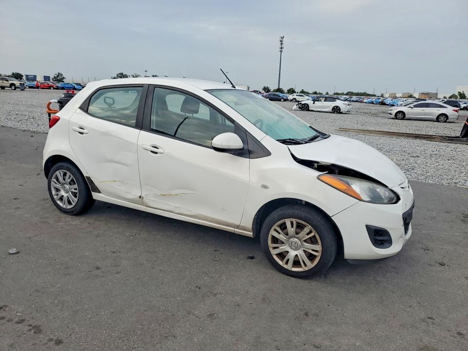 60752036 :رقم المزاد ، JM1DE1KZ6C0133810 vin ، 2012 Mazda Mazda2 مزاد بيع