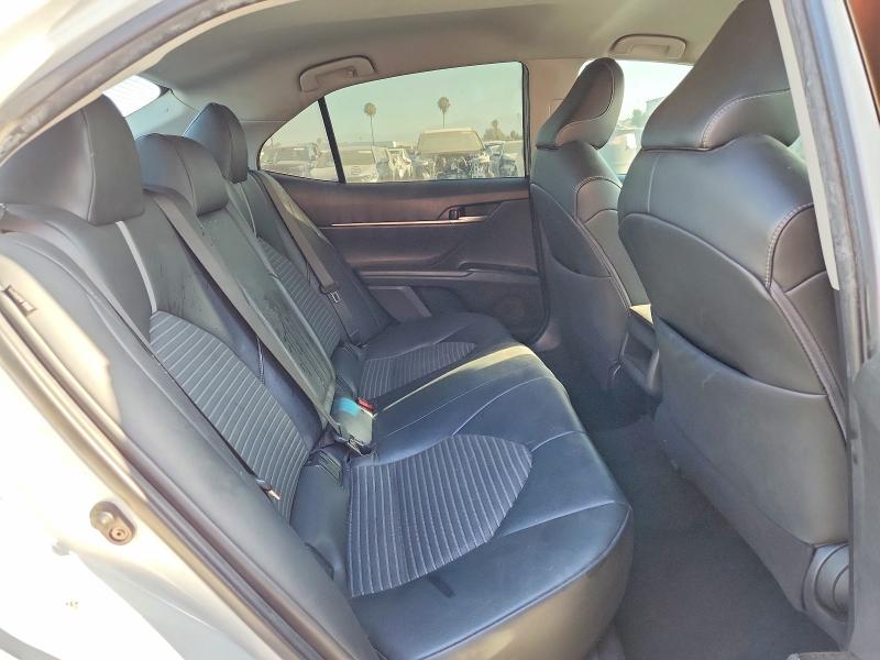 Продаж на аукціоні авто 2018 Toyota Camry, vin: 4T1B11HK6JU601095, номер лоту: 61132716