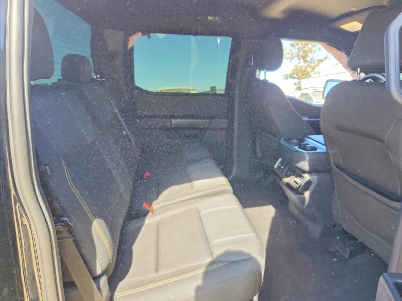 60650676 :رقم المزاد ، 1FTEW2L51SFC13921 vin ، 2025 Ford F150 مزاد بيع