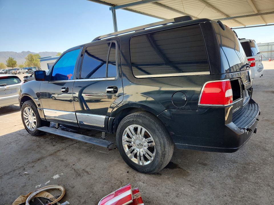 62968556 :رقم المزاد ، 5LMFU28558LJ08899 vin ، 2008 Lincoln Navigator مزاد بيع