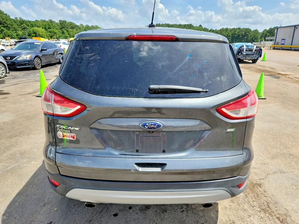 2016 Ford Escape მანქანა იყიდება აუქციონზე, vin: 1FMCU0G75GUB18872, აუქციონის ნომერი: 62704716