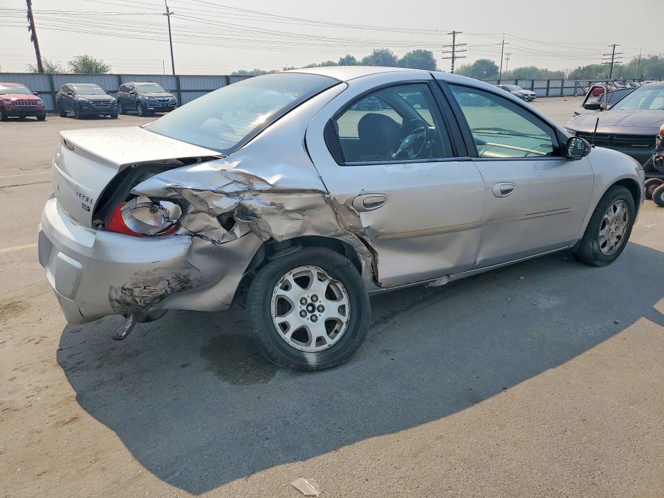 2004 Dodge Neon მანქანა იყიდება აუქციონზე, vin: 1B3ES56CX4D592781, აუქციონის ნომერი: 62843856