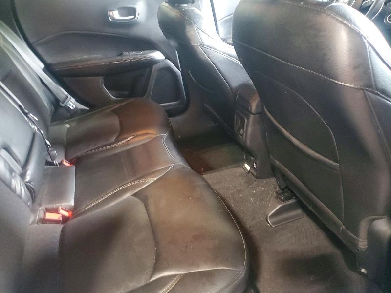 Продаж на аукціоні авто 2018 Jeep Compass, vin: 3C4NJDBB4JT360076, номер лоту: 61689516