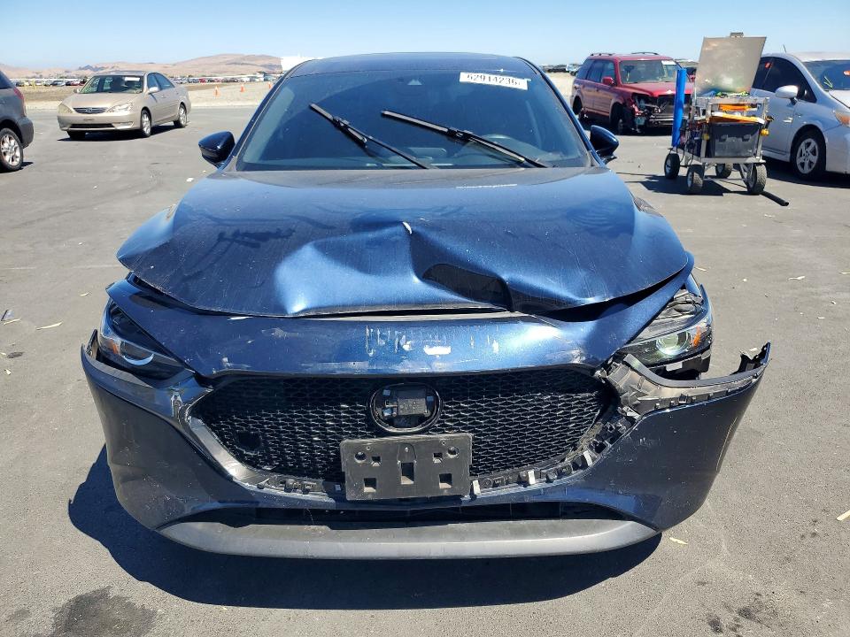 Продажа на аукционе авто 2023 Mazda 3, vin: JM1BPALM4P1611775, номер лота: 62914236