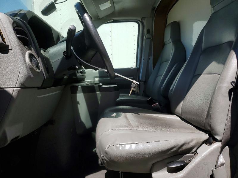 56681726 :رقم المزاد ، 1FDWE4FL6EDA55858 vin ، 2014 Ford Econoline مزاد بيع