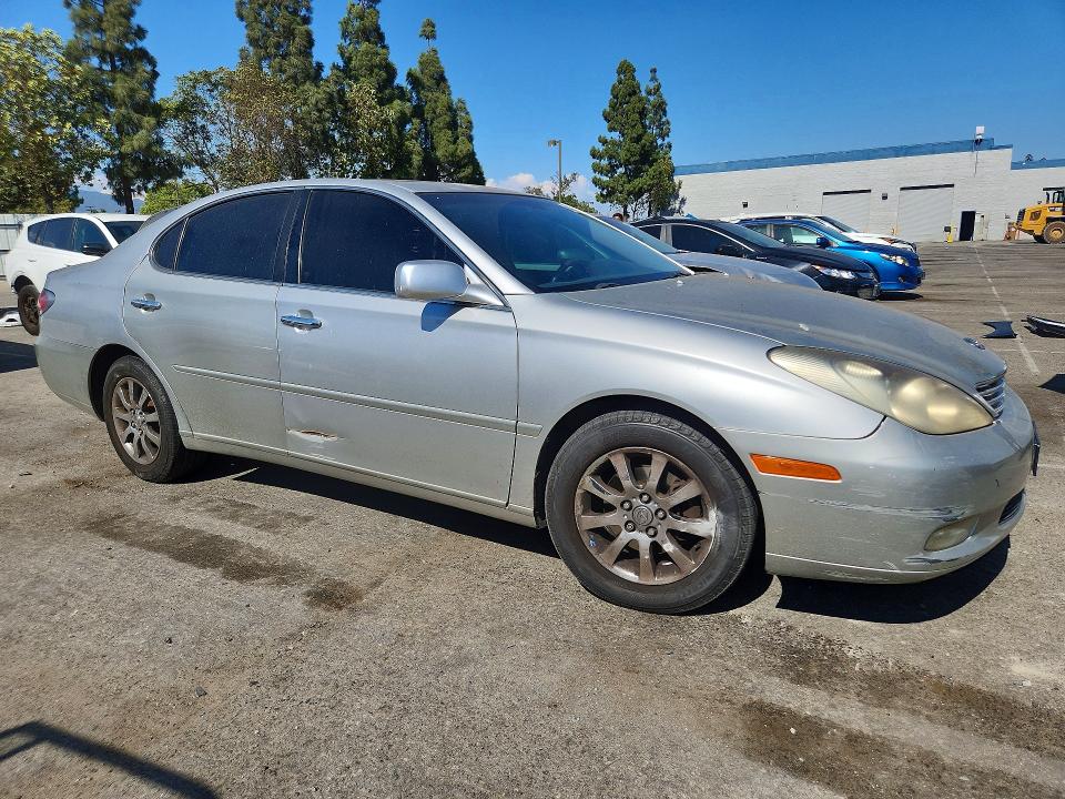 60833506 :رقم المزاد ، JTHBF30G920049723 vin ، 2002 Lexus Es مزاد بيع