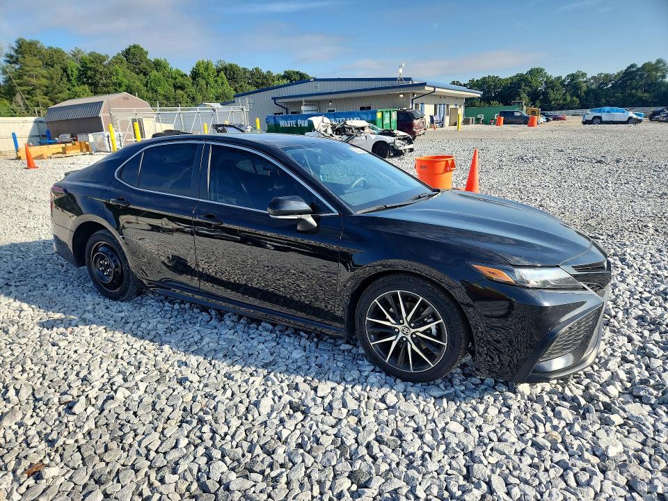 59987896 :رقم المزاد ، 4T1T11AK9PU725451 vin ، 2023 Toyota Camry مزاد بيع