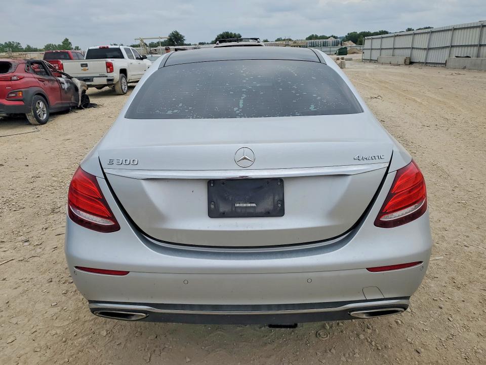 62422566 :رقم المزاد ، WDDZF4KB2HA101497 vin ، 2017 Mercedes-benz E مزاد بيع