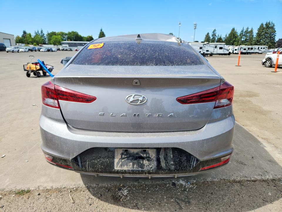 2020 Hyundai Elantra მანქანა იყიდება აუქციონზე, vin: KMHD84LF7LU079712, აუქციონის ნომერი: 63035756