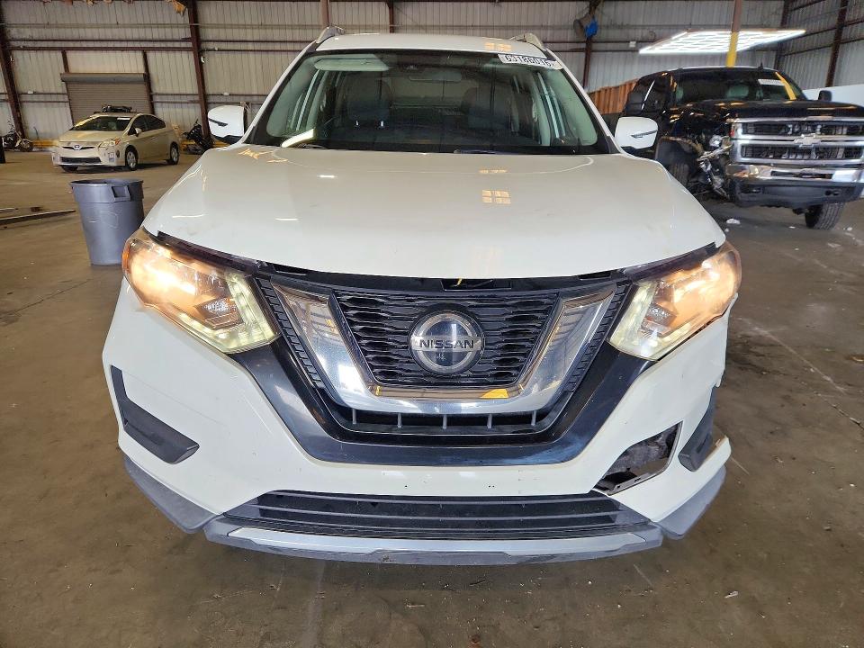 63186016 :رقم المزاد ، KNMAT2MT4LP527045 vin ، 2020 Nissan Rogue مزاد بيع