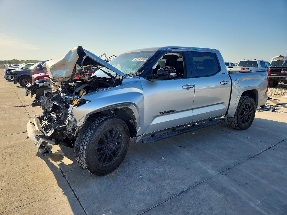 60185276 :رقم المزاد ، 5TFLA5DB1RX141408 vin ، 2024 Toyota Tundra مزاد بيع