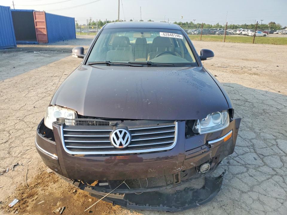 62848146 :رقم المزاد ، WVWPD63B14E165308 vin ، 2004 Volkswagen Passat مزاد بيع
