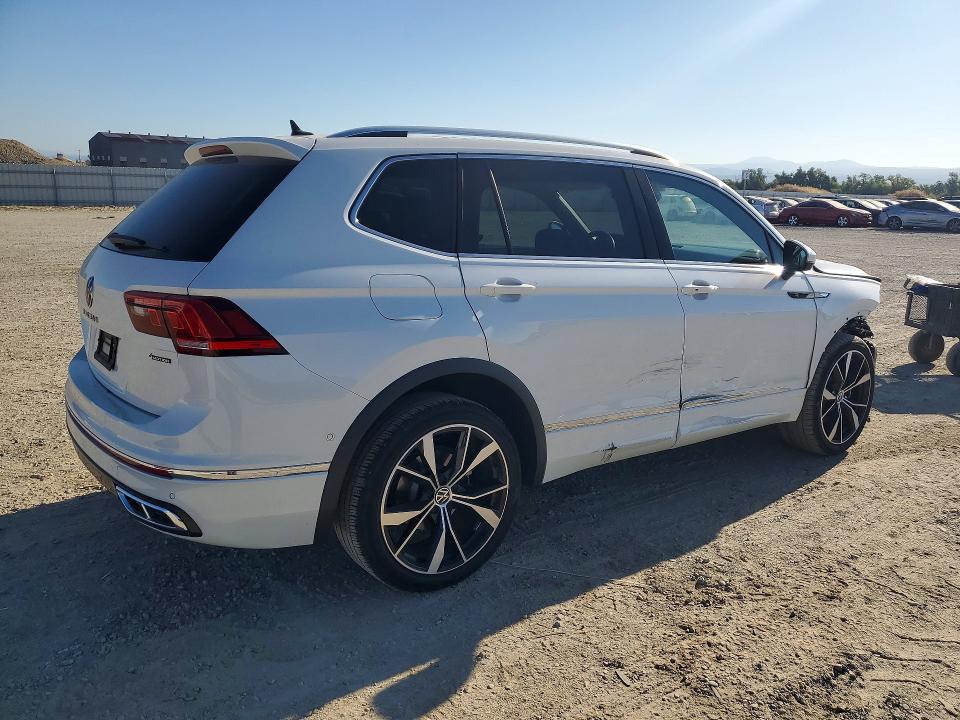Продажа на аукционе авто 2024 Volkswagen Tiguan, vin: 3VV4B7AX0RM152761, номер лота: 62695776
