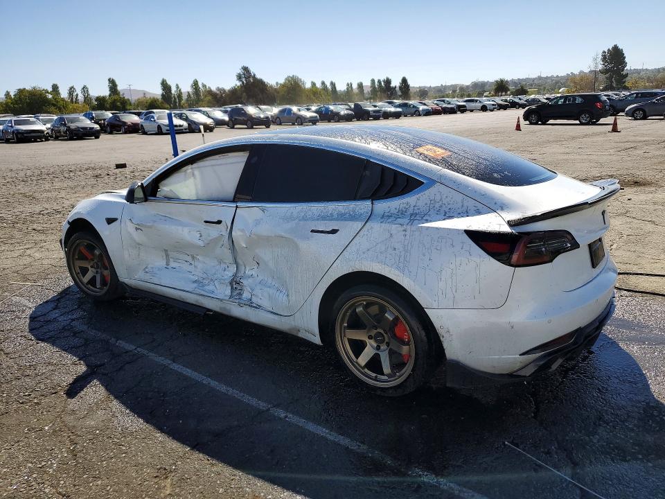 Продаж на аукціоні авто 2019 Tesla Model 3, vin: 5YJ3E1EA5KF415941, номер лоту: 62990276