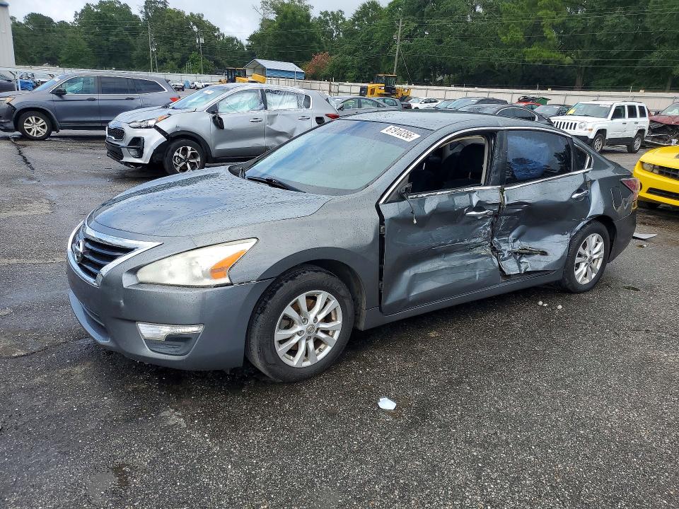 2014 Nissan Altima მანქანა იყიდება აუქციონზე, vin: 1N4AL3AP7EN244656, აუქციონის ნომერი: 61910356
