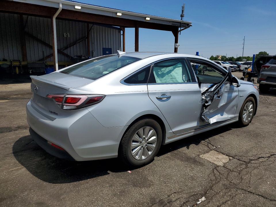 2017 Hyundai Sonata Hybrid მანქანა იყიდება აუქციონზე, vin: KMHE24L36HA067250, აუქციონის ნომერი: 62915146